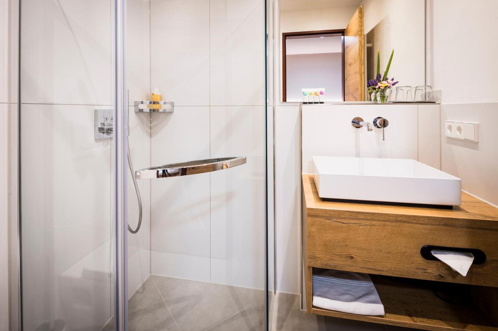 Wirthshof Hotel & Chalets Markdorf Esterno foto